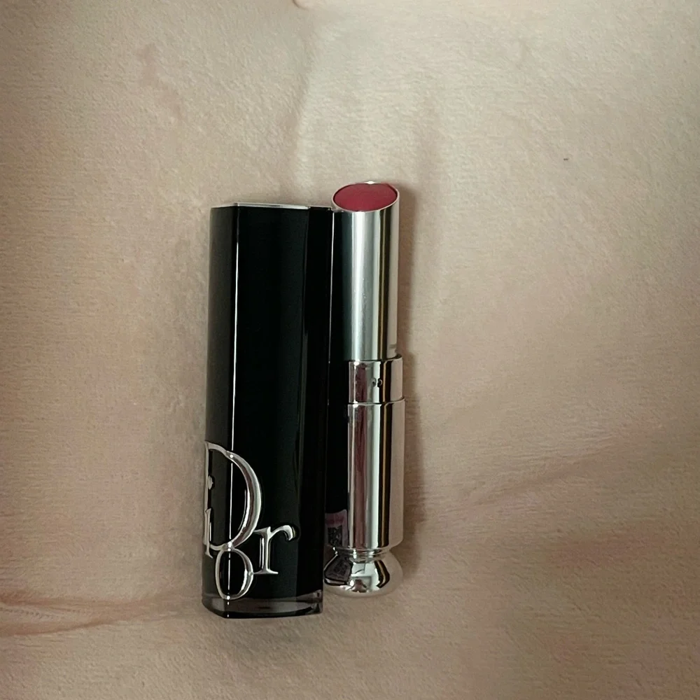 Dior Addict Lipstick - Picture 3 of 3